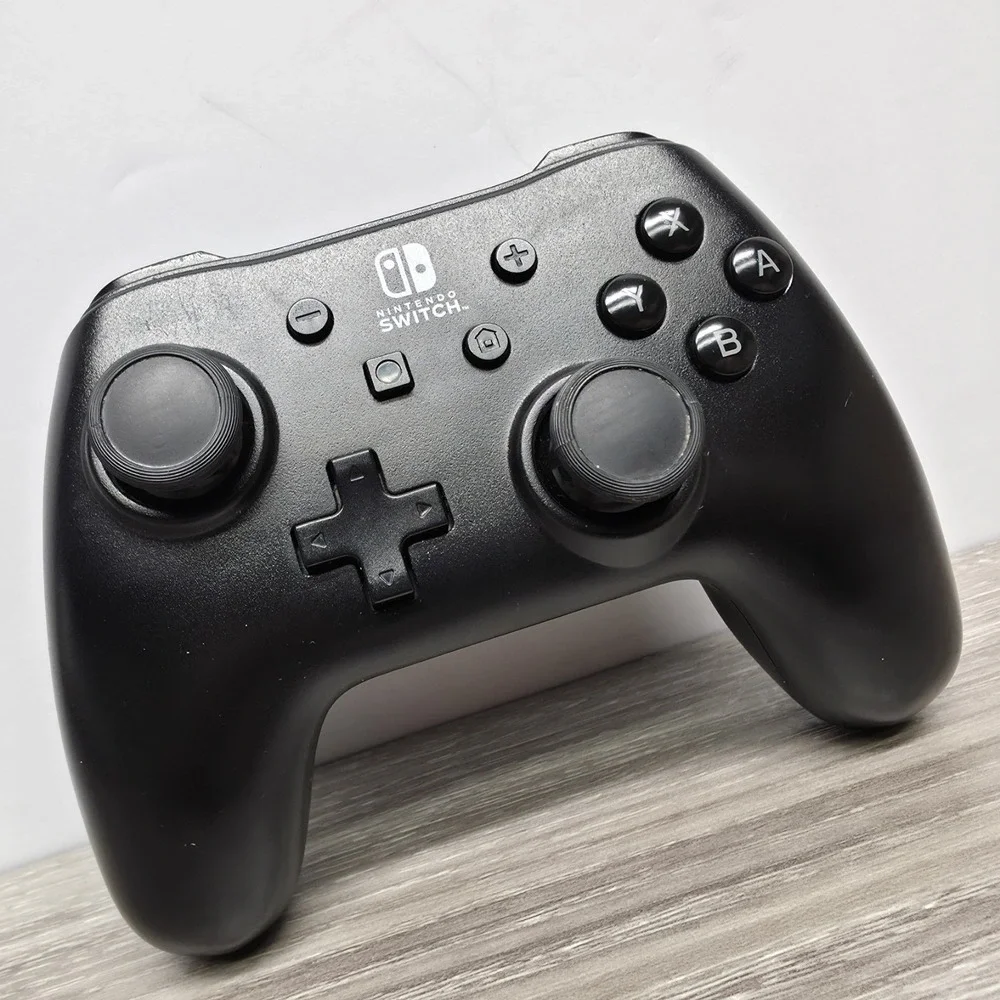 PowerA‎ 1511370-01 Matte Black Ergonomic Wired Controller for Nintendo Switch